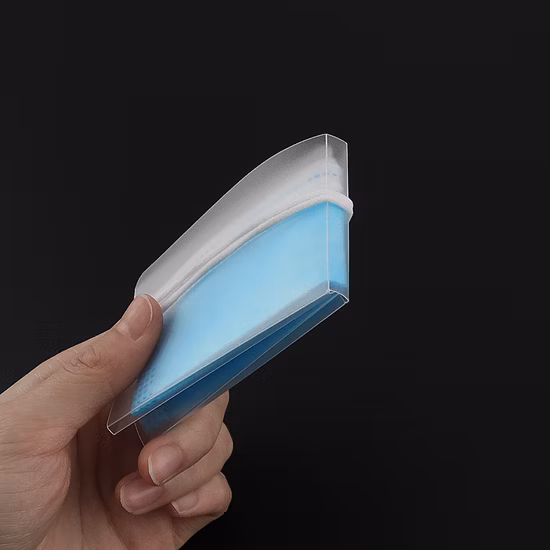 Eco-Friendly Disposable Face Masked Case Portable Plastic Masked Cover Holder Storage Clip