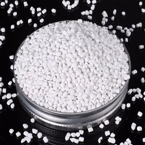 Disposable Poly Aprons 1000 Pack Plastic Apron 28 X 46 Inches Large White Protective Apron for Commercial or Household Use - Throw Away for Hair Salon SPA or Ar